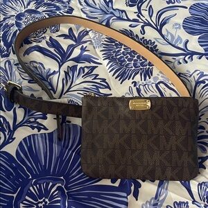 {Michael Kors} Dark Brown Crossbody with Gold Accents
